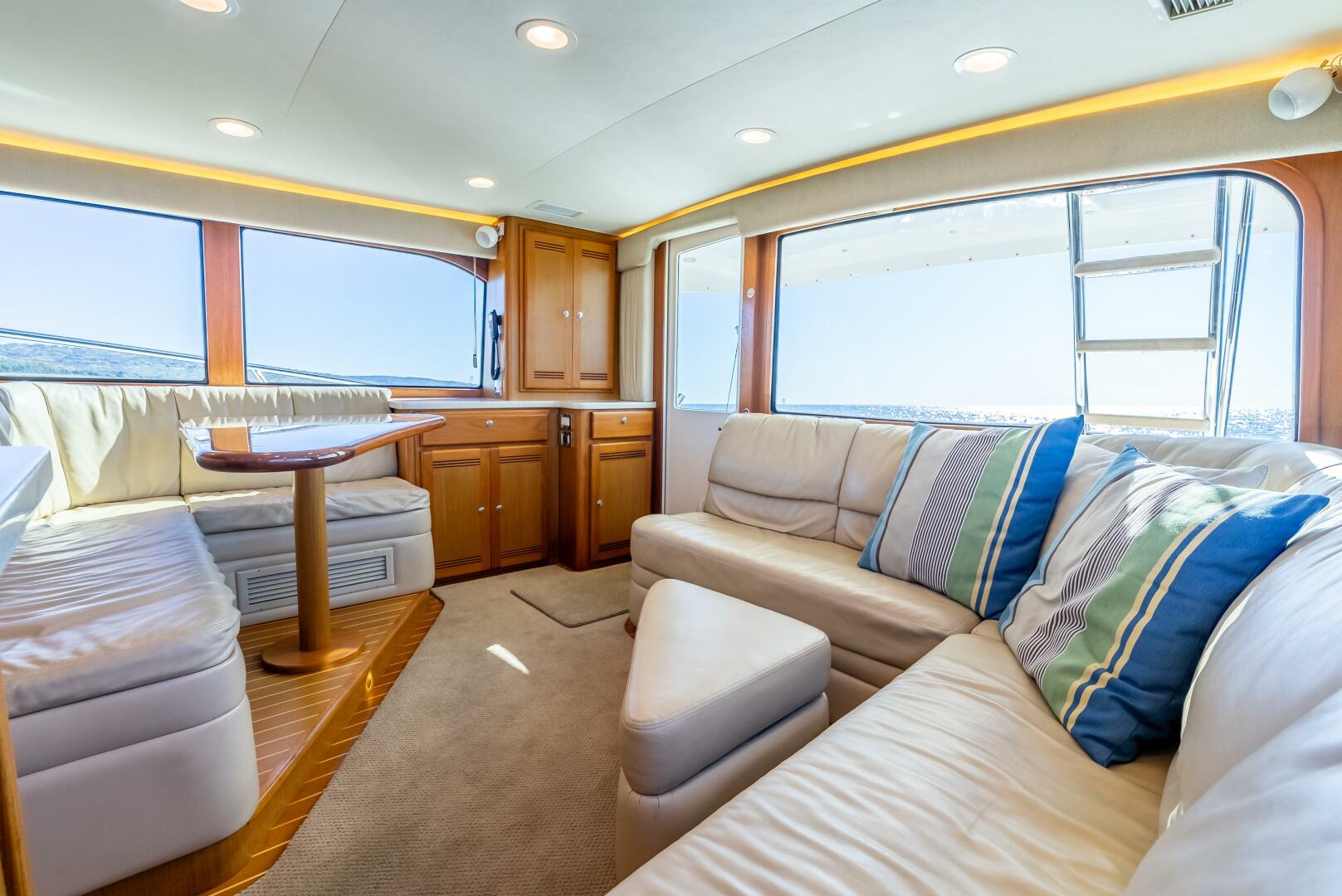 Slide: The Image of 2005 Cabo 40 Flybridge - MUSTANG - 4952613