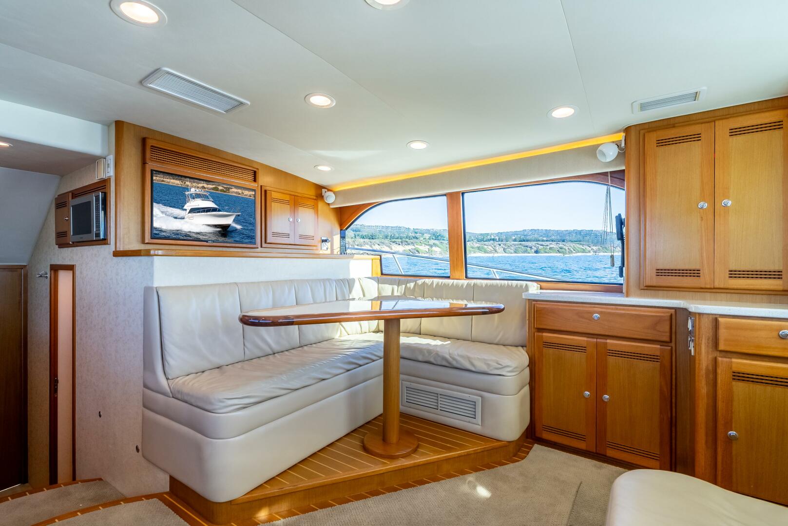 Slide: The Image of 2005 Cabo 40 Flybridge - MUSTANG - 4952612