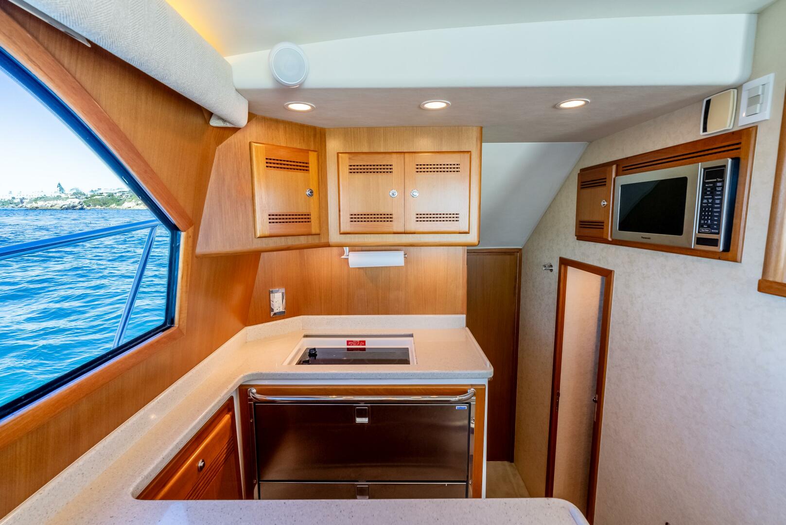 Slide: The Image of 2005 Cabo 40 Flybridge - MUSTANG - 4952808