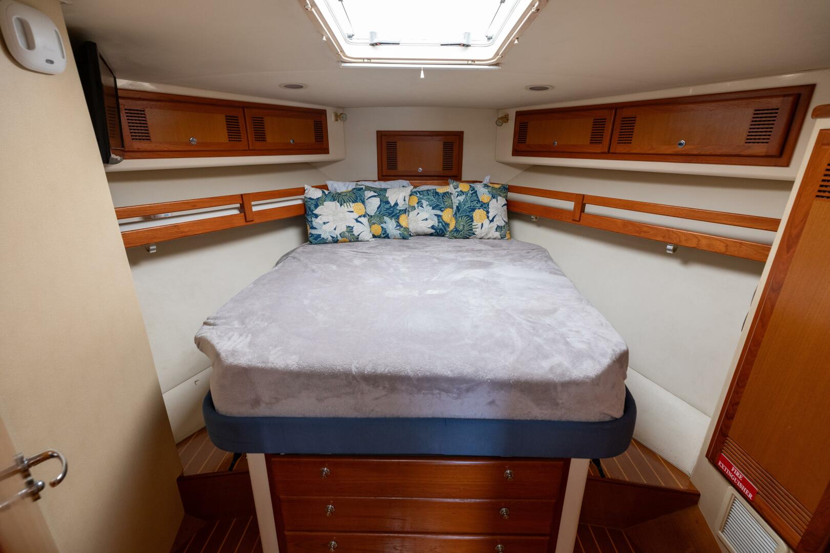 Slide: The Image of 2000 Cabo 45 Express TAIL WALKER-Master Stateroom 1 - 4350886