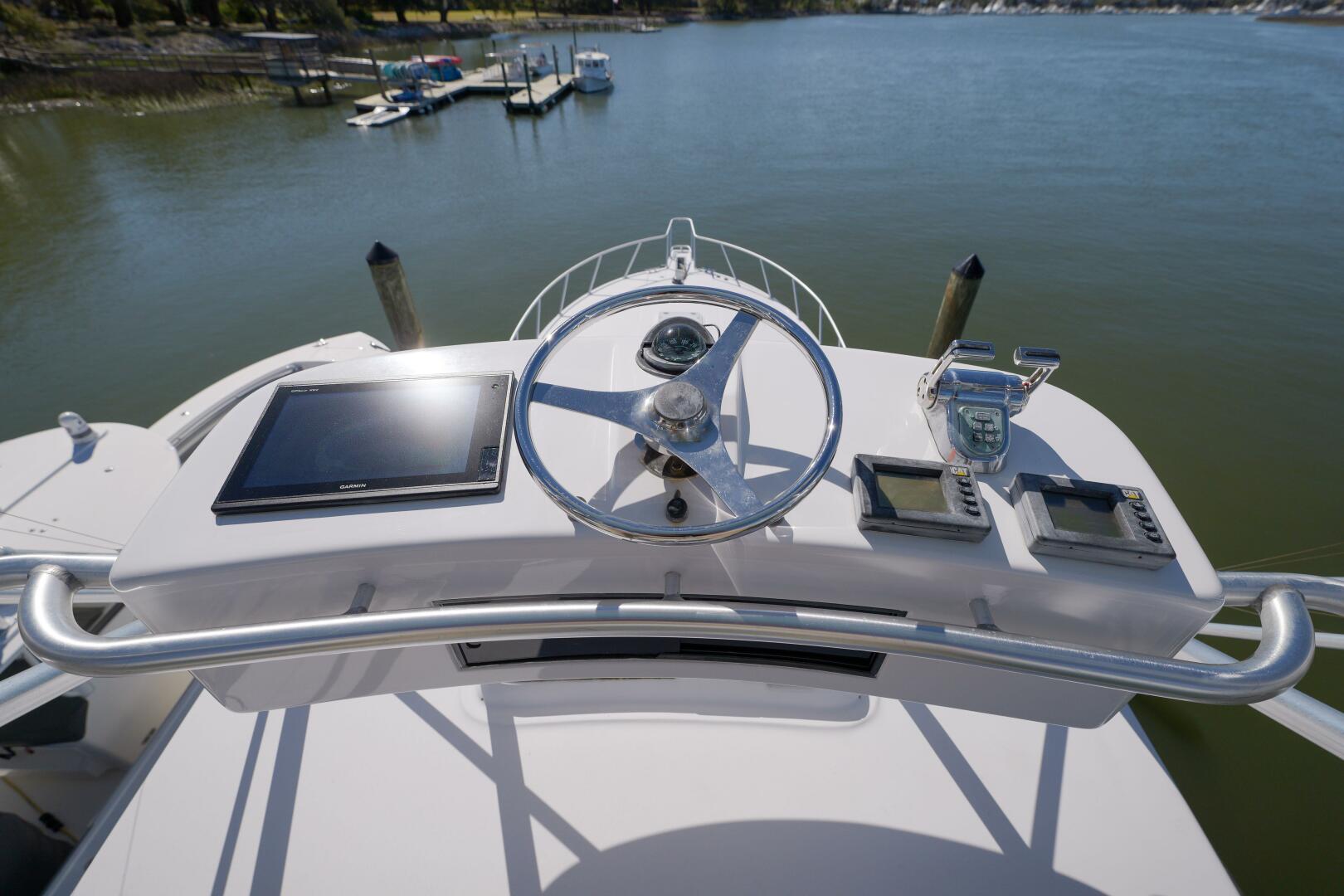 Slide: The Image of 2005 Cabo 45 Express Stovepipe - 5192356