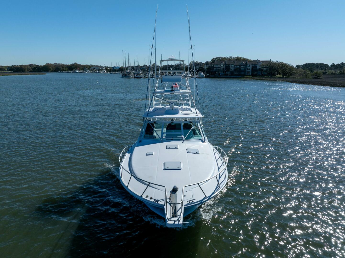 Slide: The Image of 2005 Cabo 45 Express Stovepipe - 5192381