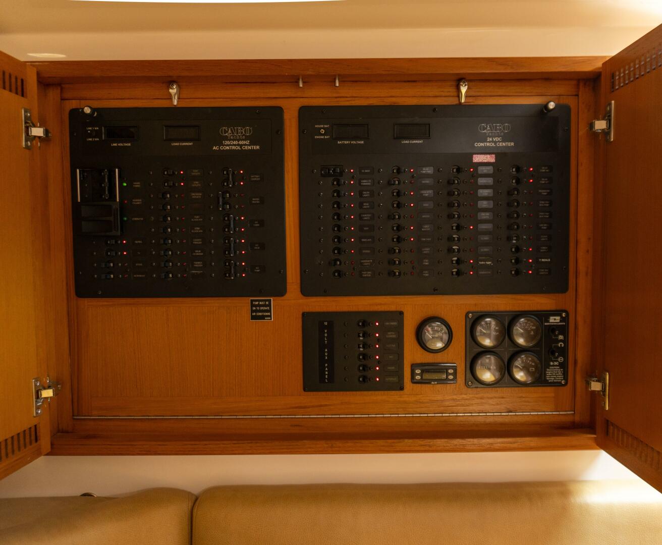 Slide: The Image of Cabo Express 2008 - 4318274