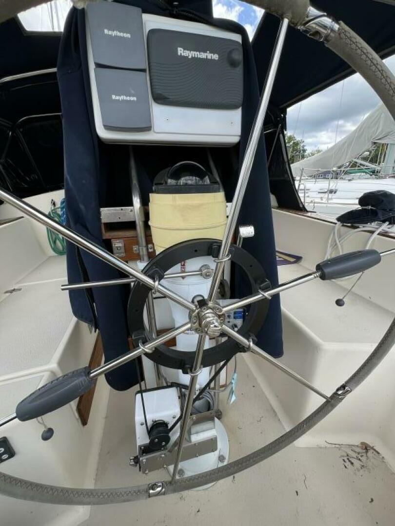 Slide: The Image of Caliber 40 1994 - 5323948