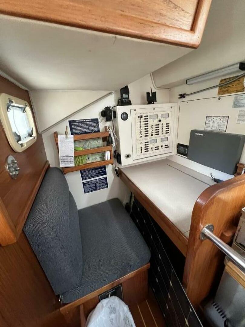 Slide: The Image of Caliber 40 1994 - 5323951