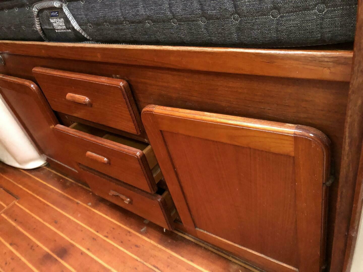 Slide: The Image of Caliber 40 LRC 2000 - 5021404