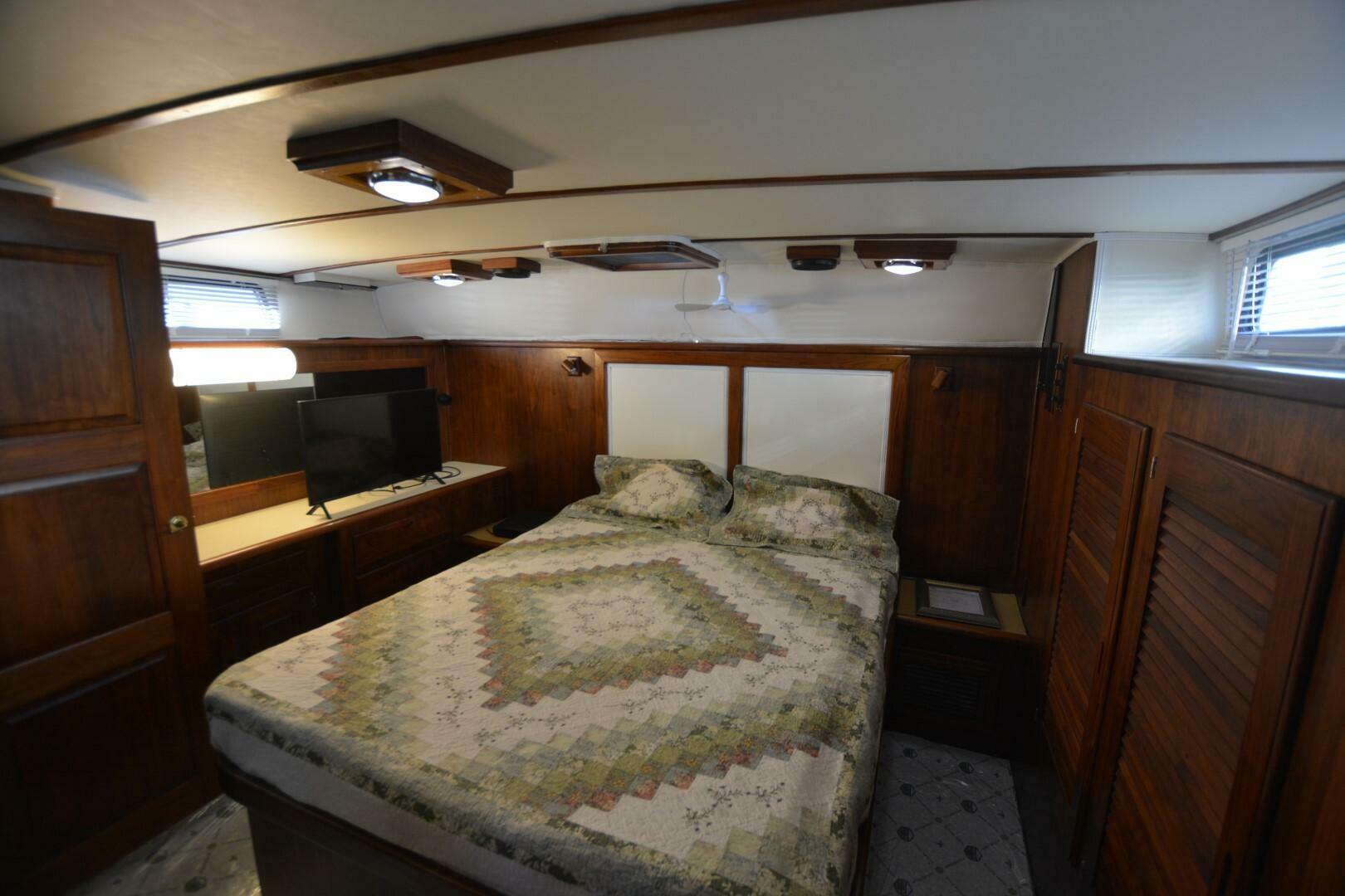Slide: The Image of Californian 38 Motor Yacht 1983 - 5342109