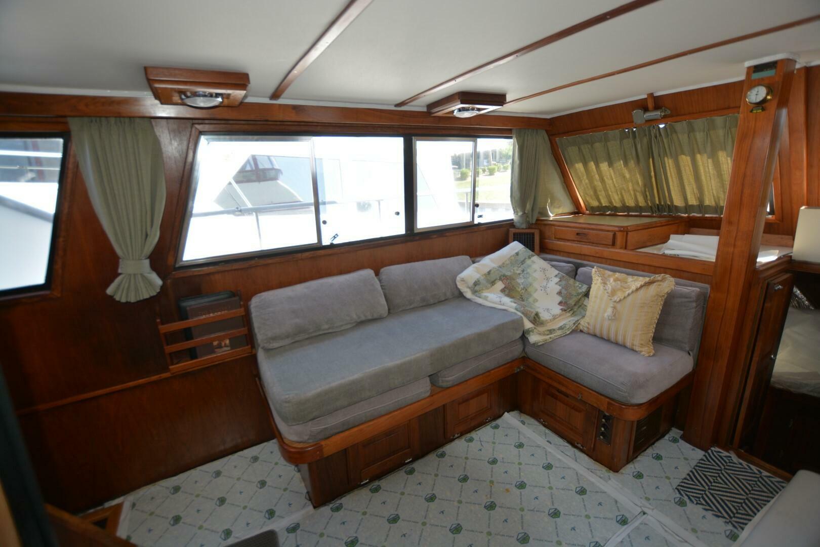 Slide: The Image of Californian 38 Motor Yacht 1983 - 5342104