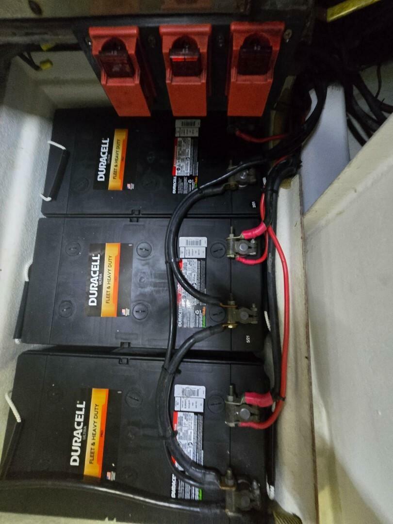 Slide: The Image of Californian 38 Motor Yacht 1983 - 5342121