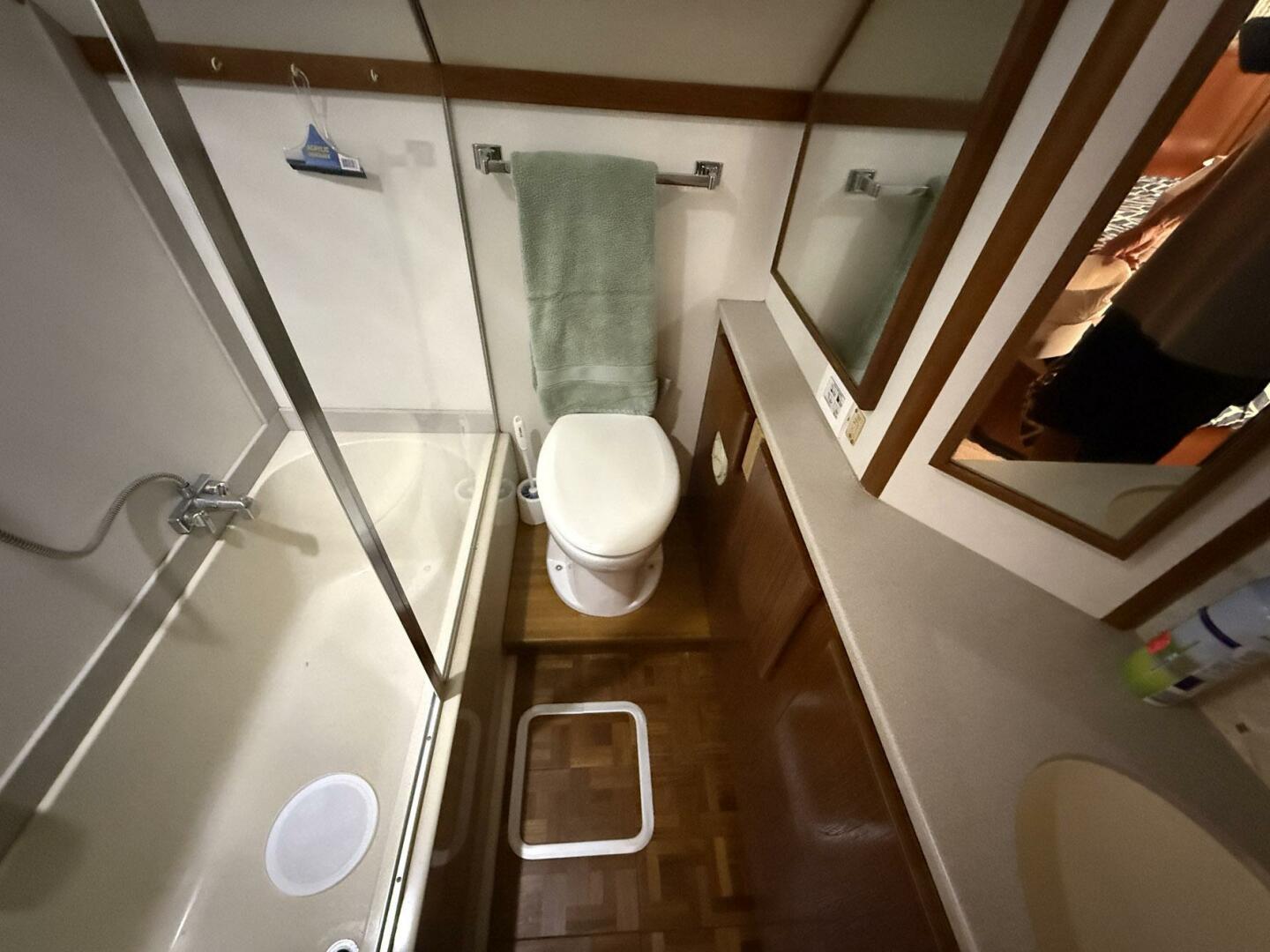 Slide: The Image of Californian 45 Aft Cabin MY 1990 - 5191404