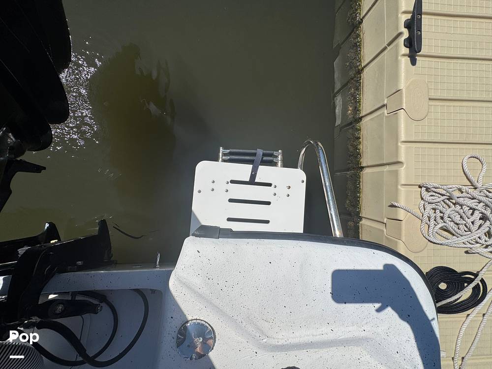 Slide: The Image of Cape Craft 19V 2022 - 15282972