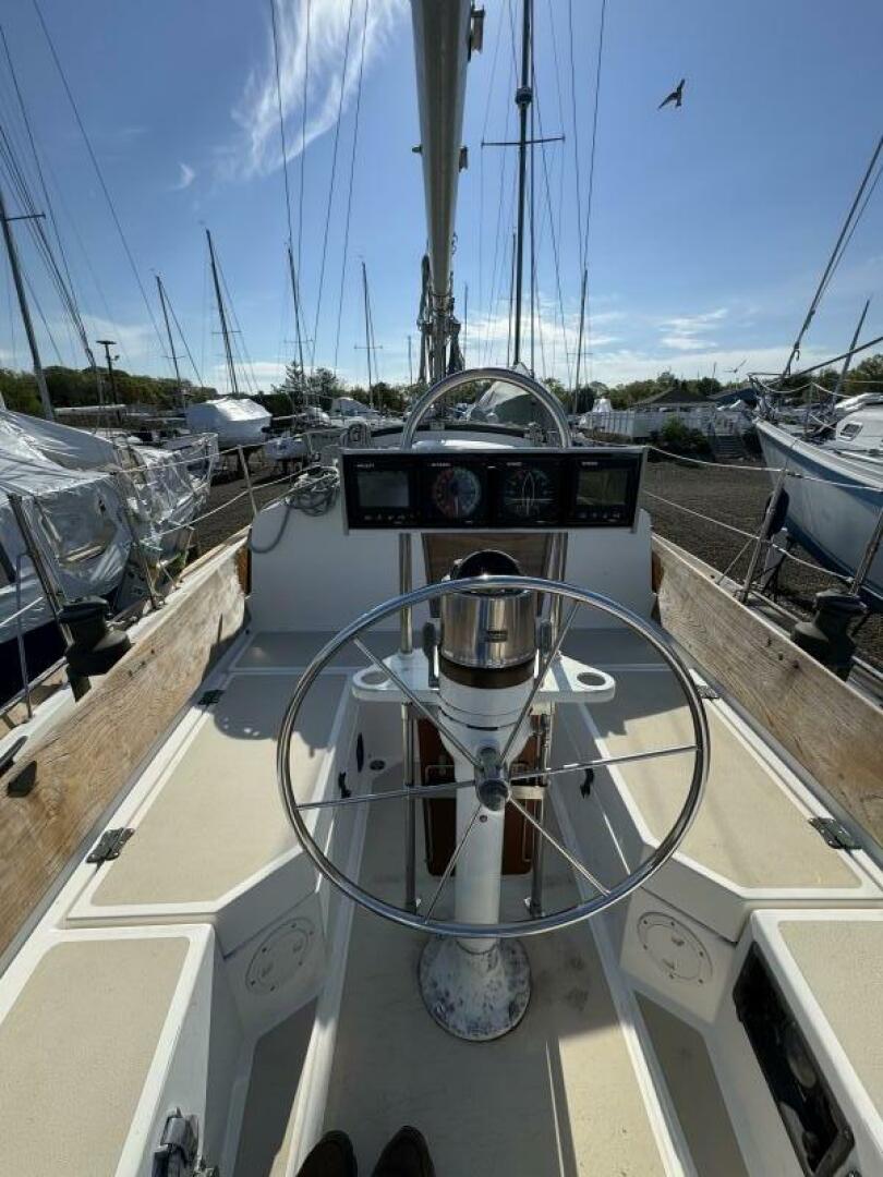 Slide: The Image of Cape Dory 31 1984 - 5317954