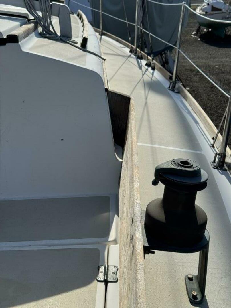 Slide: The Image of Cape Dory 31 1984 - 5317957