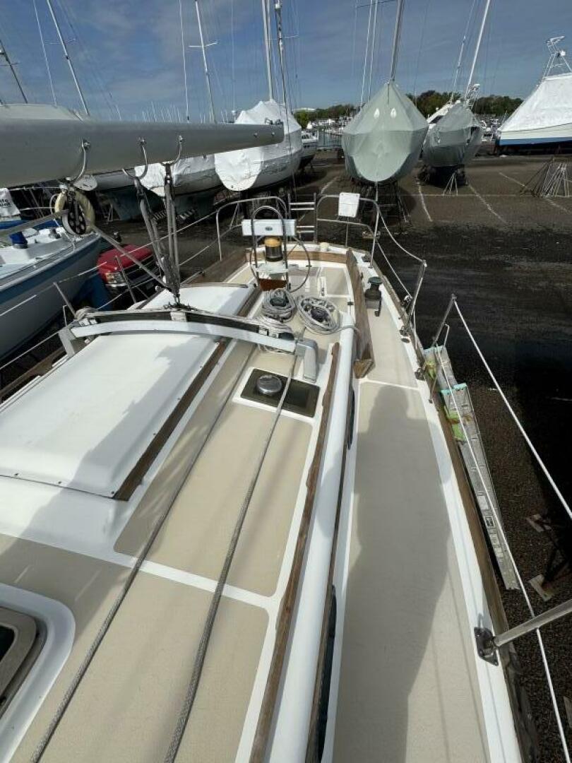 Slide: The Image of Cape Dory 31 1984 - 5317964