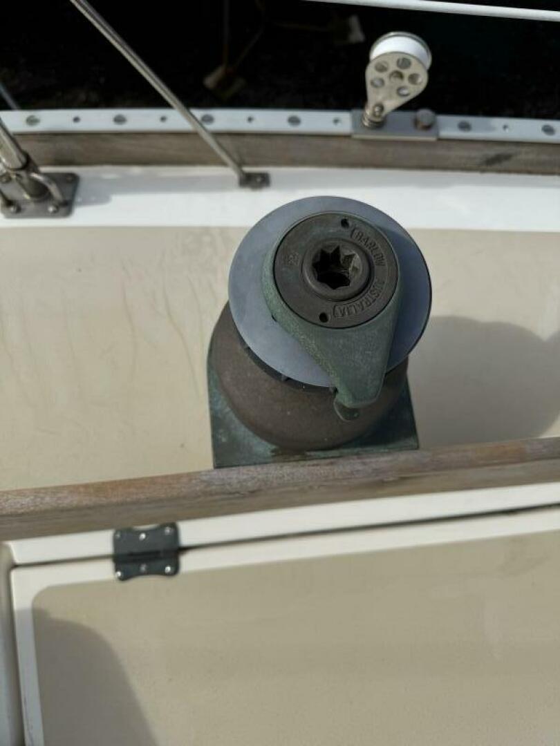 Slide: The Image of Cape Dory 31 1984 - 5317968