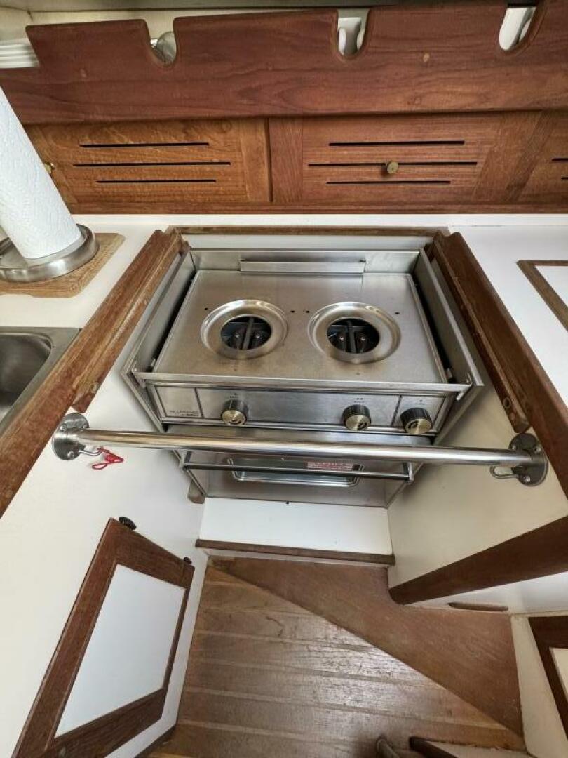 Slide: The Image of Cape Dory 31 1984 - 5317989