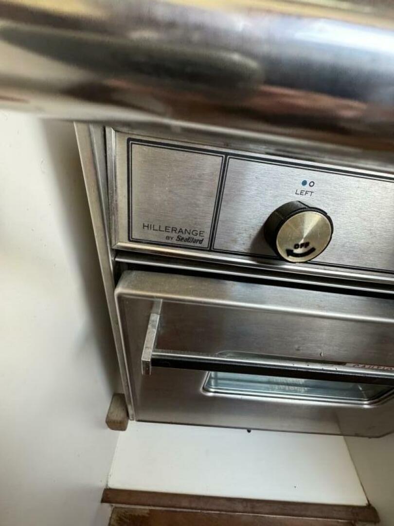 Slide: The Image of Cape Dory 31 1984 - 5317990