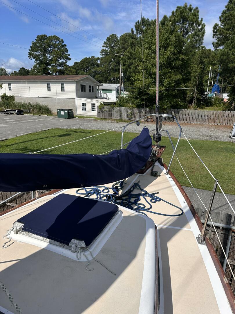 Slide: The Image of Cape Dory 31 1984 - 5492488