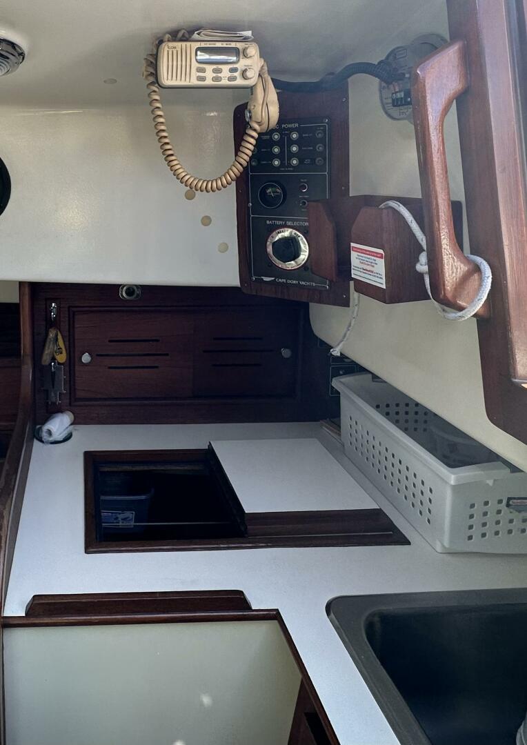 Slide: The Image of 1983 Cape Dory 28 - 4907718