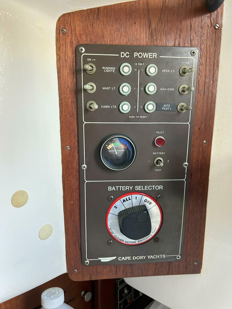 Slide: The Image of 1983 Cape Dory 28 DC Main - 5082408