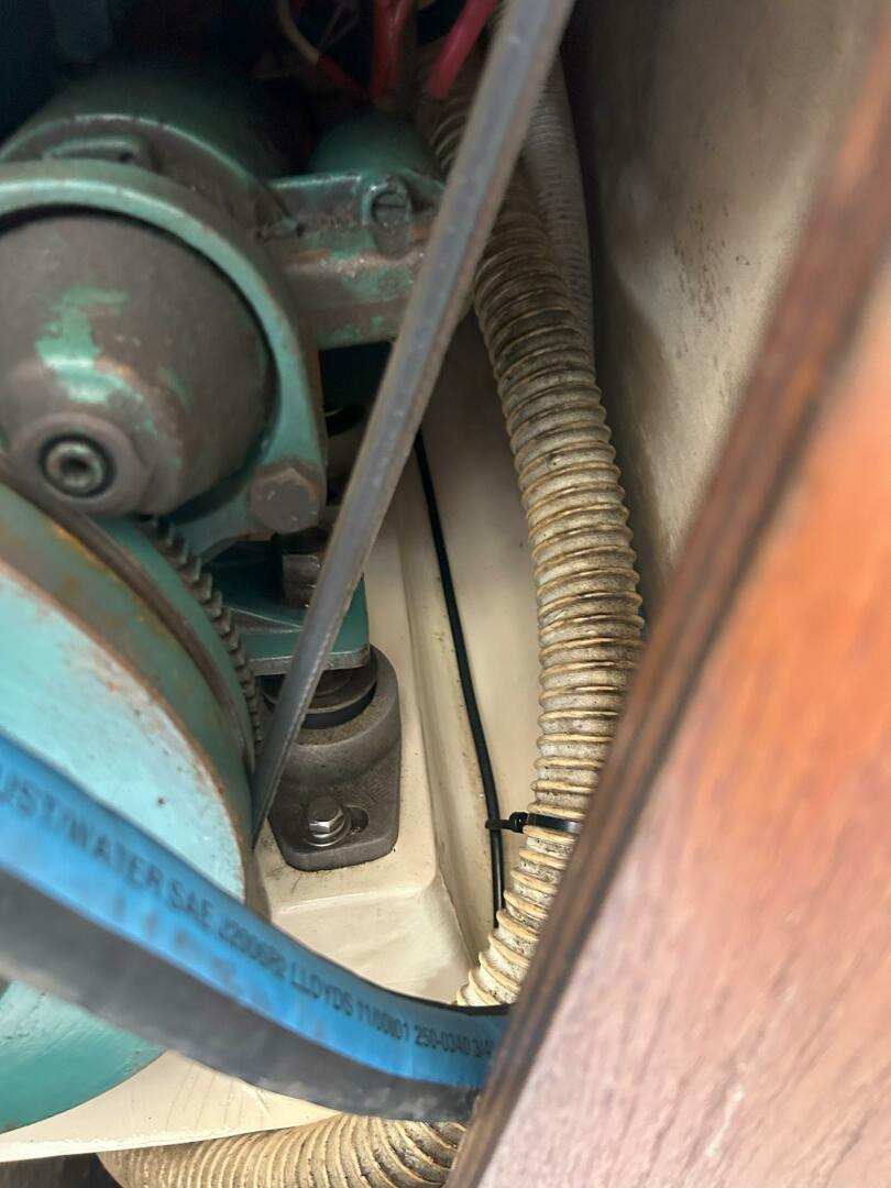 Slide: The Image of 1983 Cape Dory 28 Engine  - 5082401