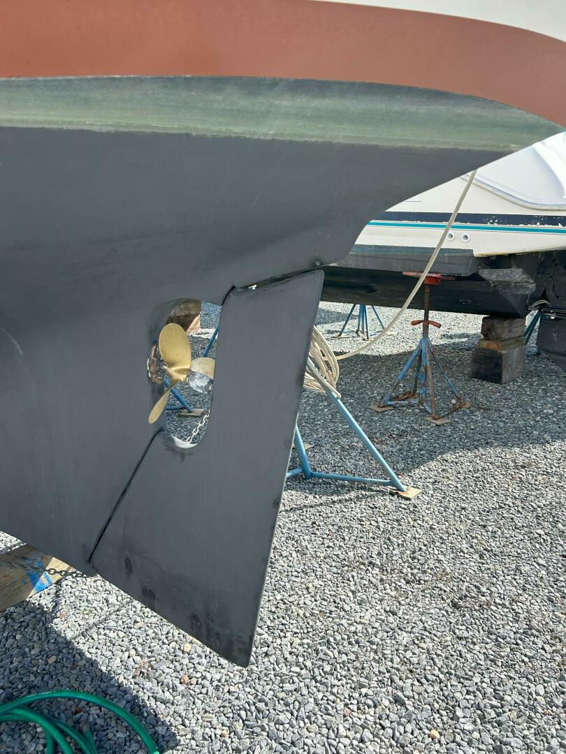 Slide: The Image of 1983 Cape Dory 28 Propeller
 - 5082413