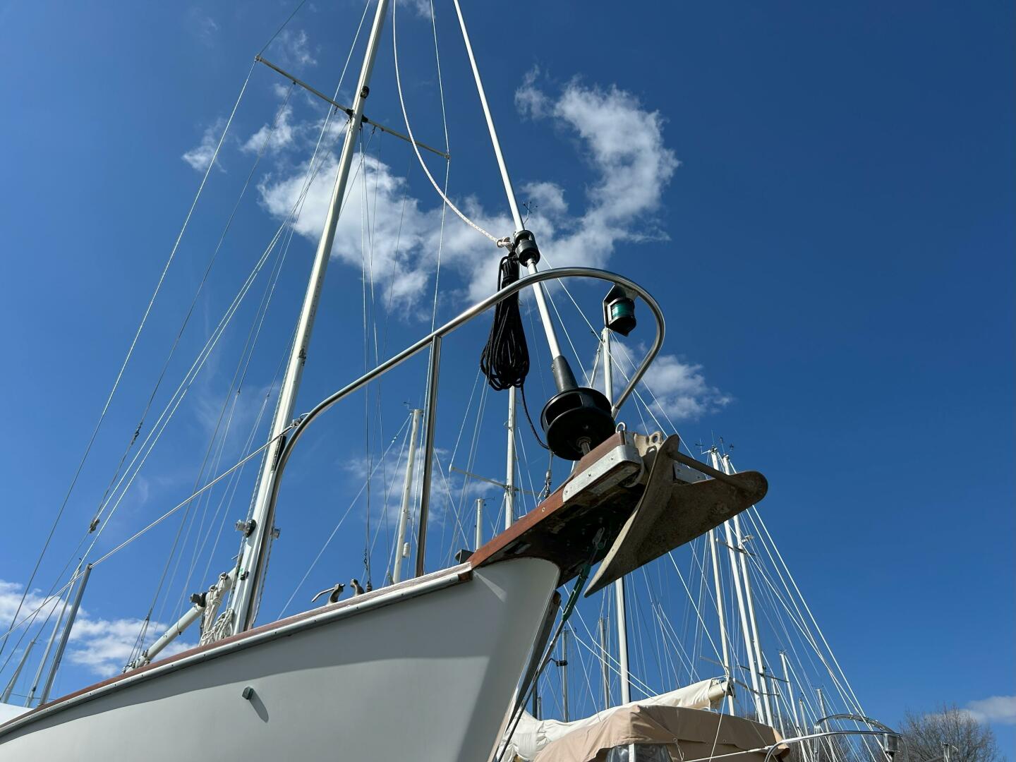Slide: The Image of 1983 Cape Dory 28 Bow Sprit - 5082416