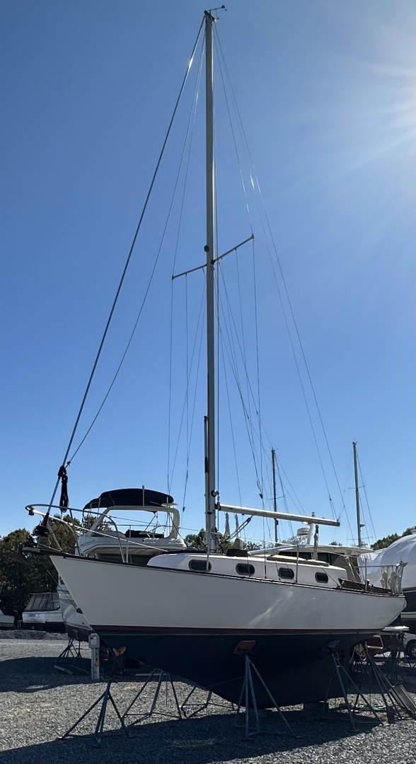 Slide: The Image of 1983 Cape Dory 28 - 4789734