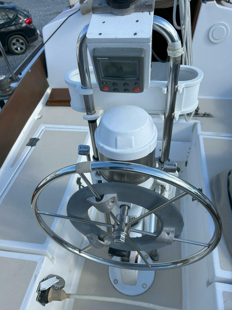 Slide: The Image of 1983 Cape Dory 28 - 5082395