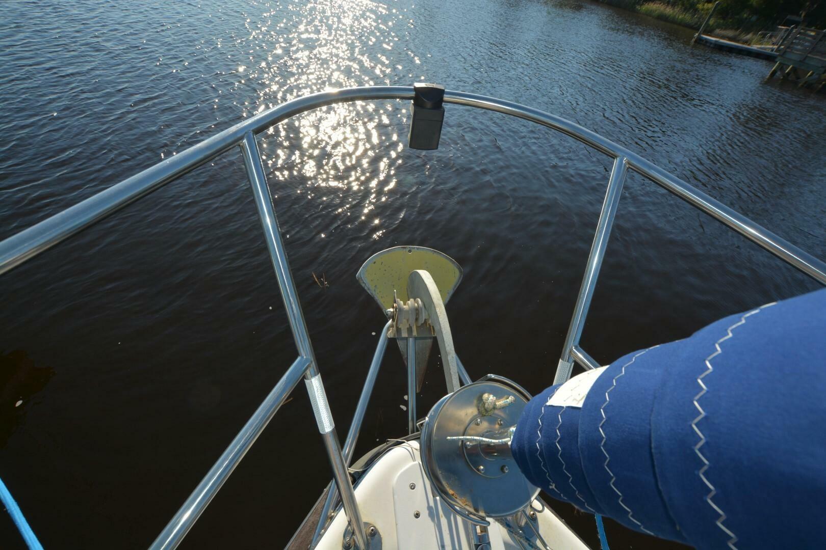 Slide: The Image of Capital Gulf Pilothouse 1986 - 5094751