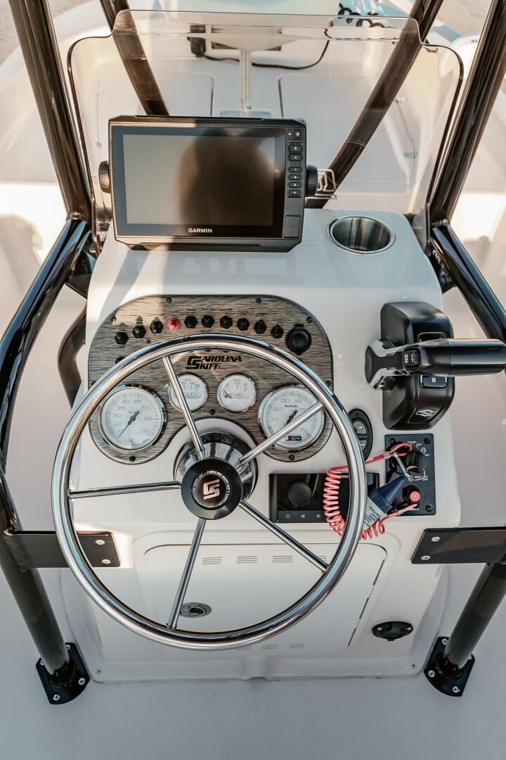 Slide: The Image of Carolina 162CC 2022 - 3953088