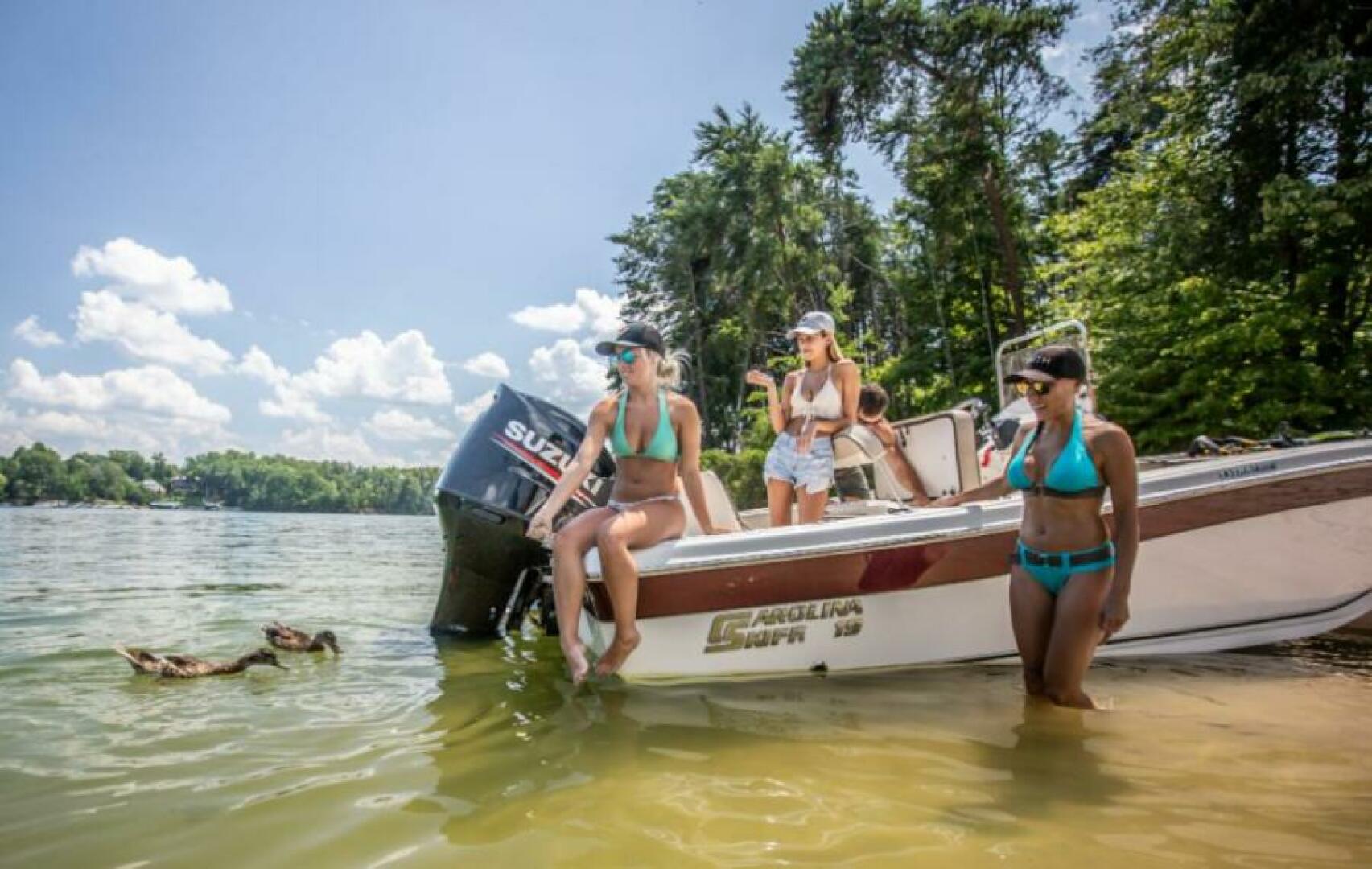 Slide: The Image of Carolina 19 Ultra Elite 2025 - 5172014