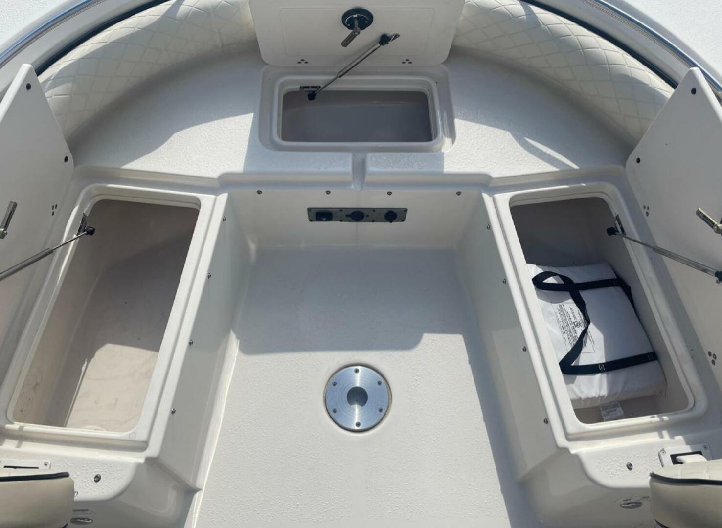 Slide: The Image of Carolina 21 Ultra Elite 2022 - 5511609