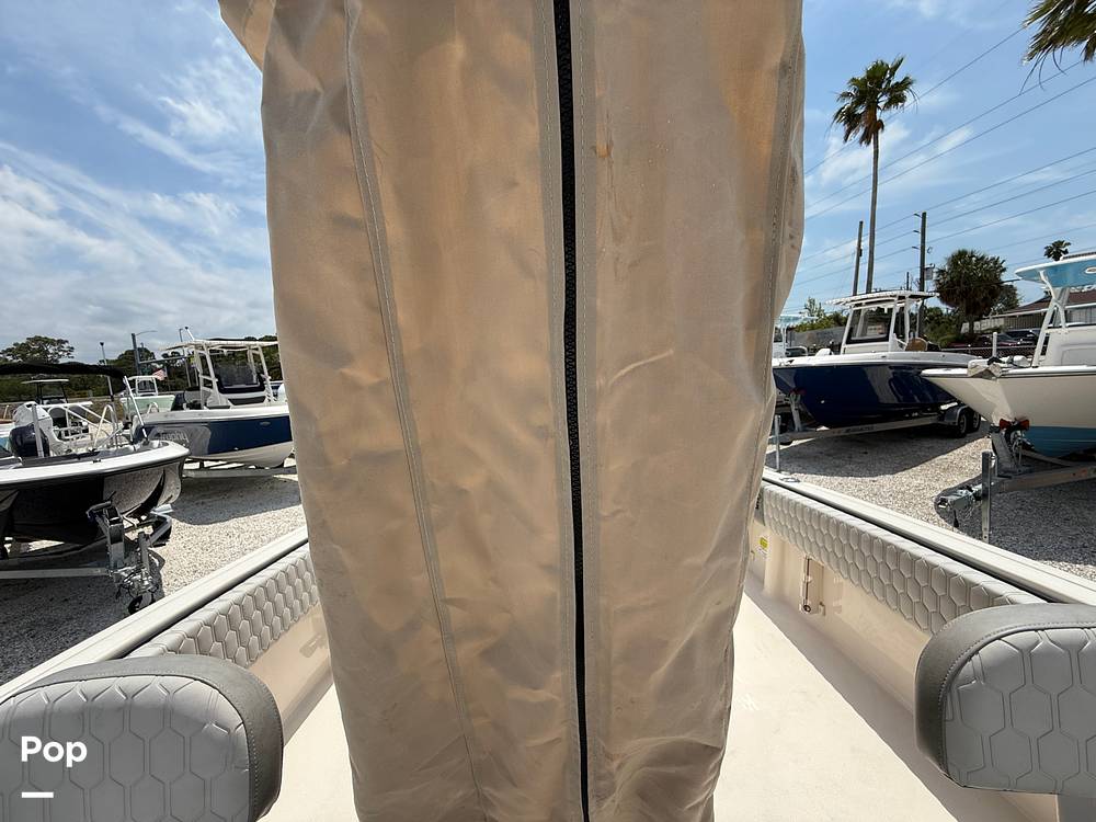 Slide: The Image of Console Changing Room - Pop Up - 15387165