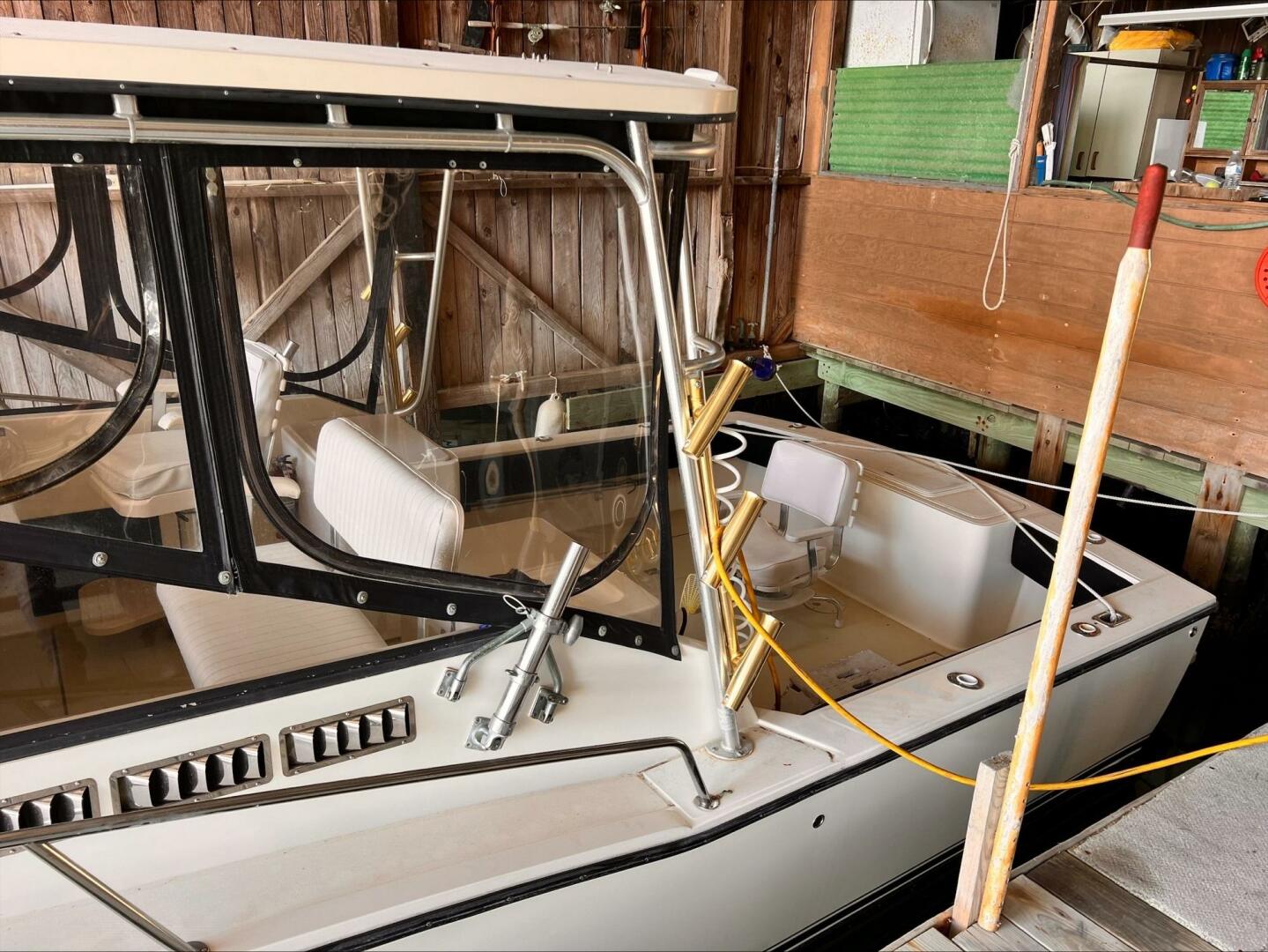 Slide: The Image of Carolina 28 Express 2001 - 5185375