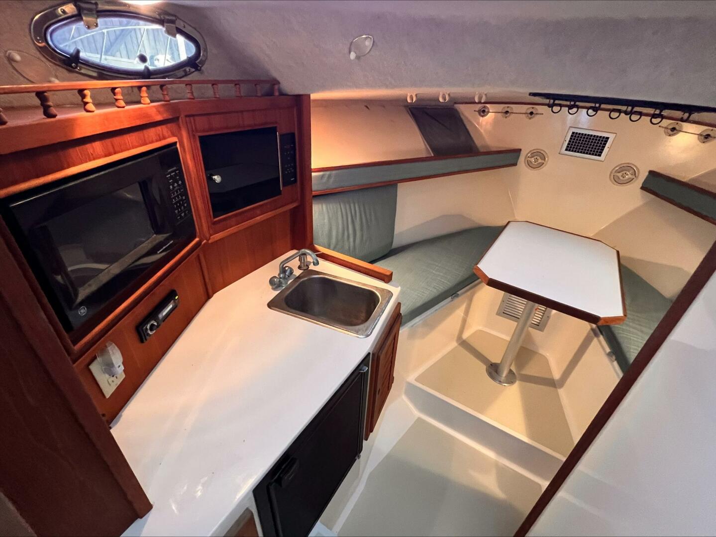 Slide: The Image of Carolina 28 Express 2001 - 5185377