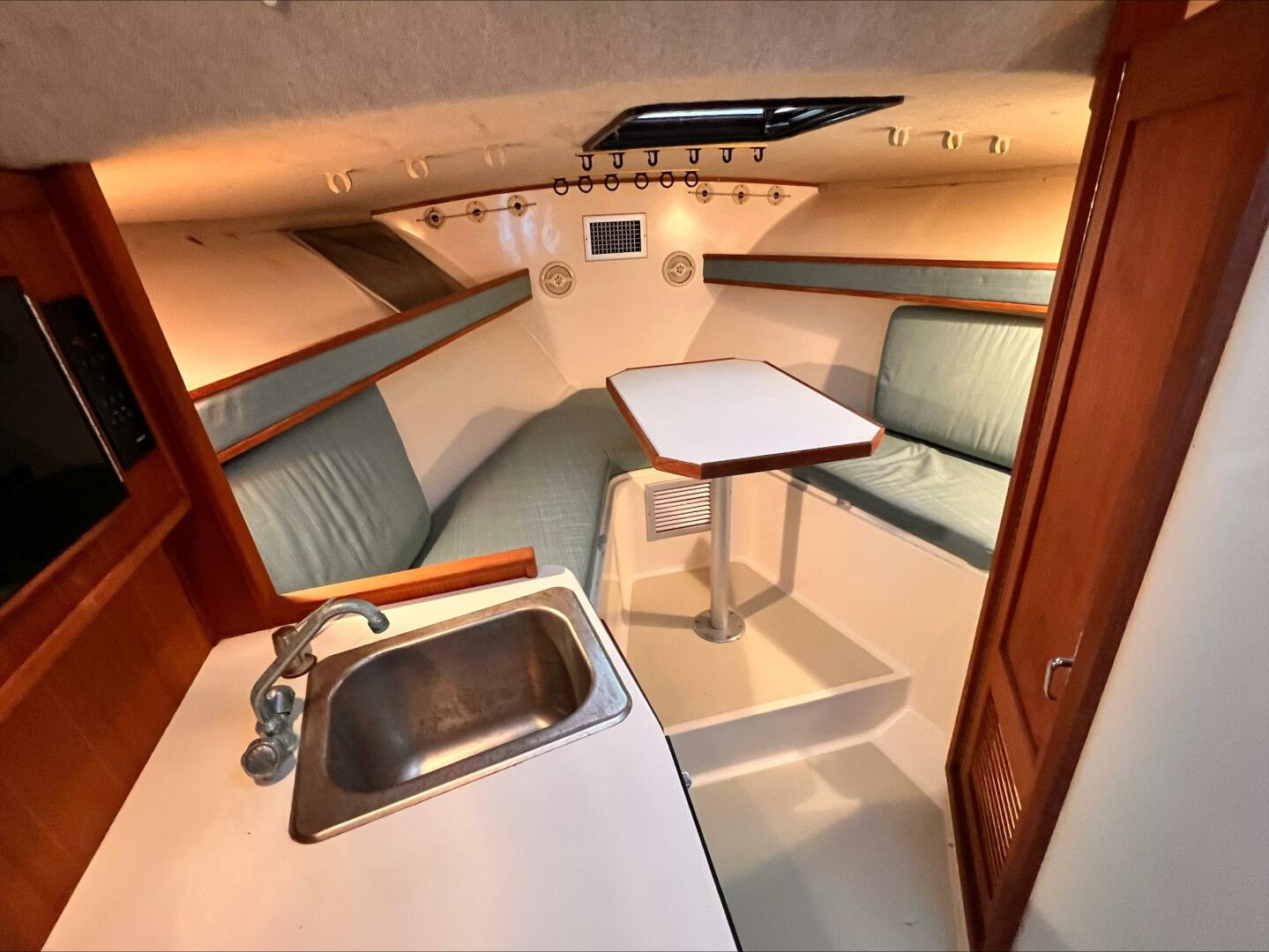 Slide: The Image of Carolina 28 Express 2001 - 5185379