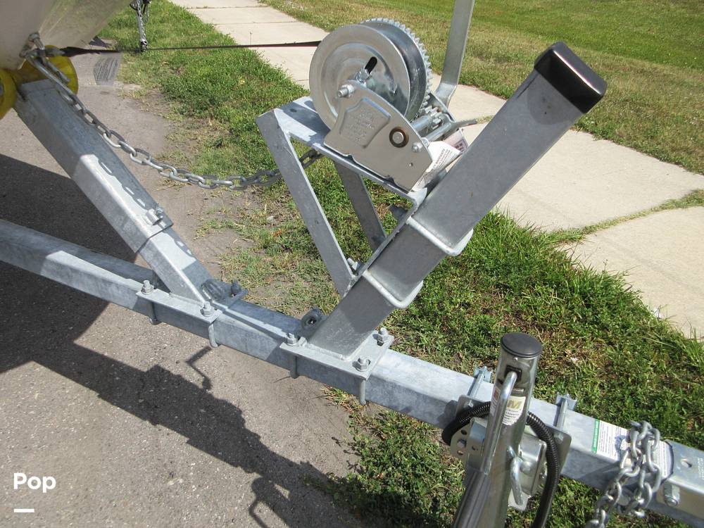 Slide: The Image of Carolina E16 JVX CC 2024 - 15396419