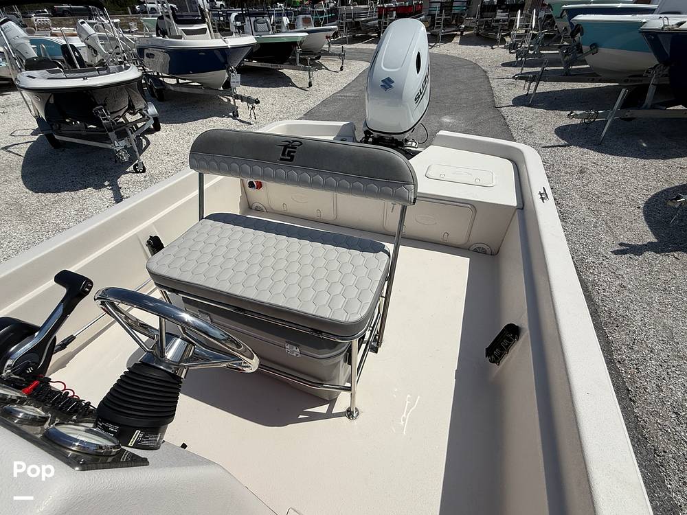 Slide: The Image of Adjustable Helm Seat - 15395176