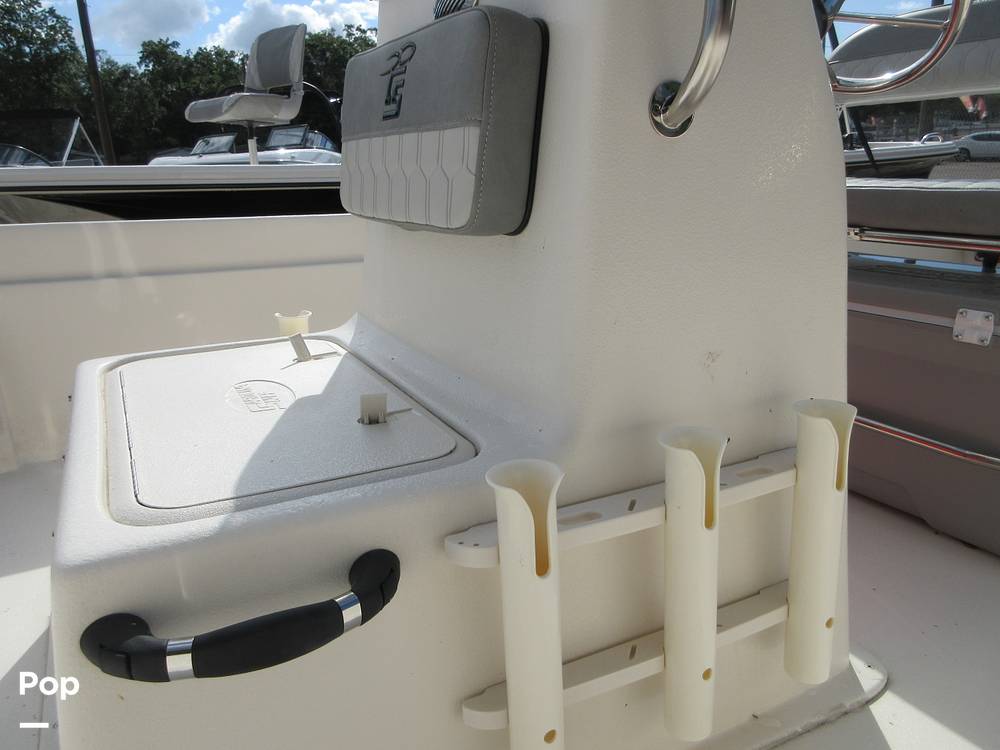 Slide: The Image of Carolina E24 DLX CC 2024 - 15451959