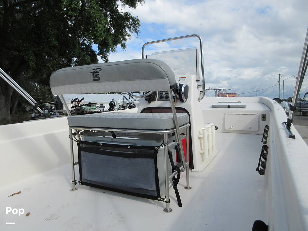 Slide: The Image of Carolina E24 DLX CC 2024 - 15451978