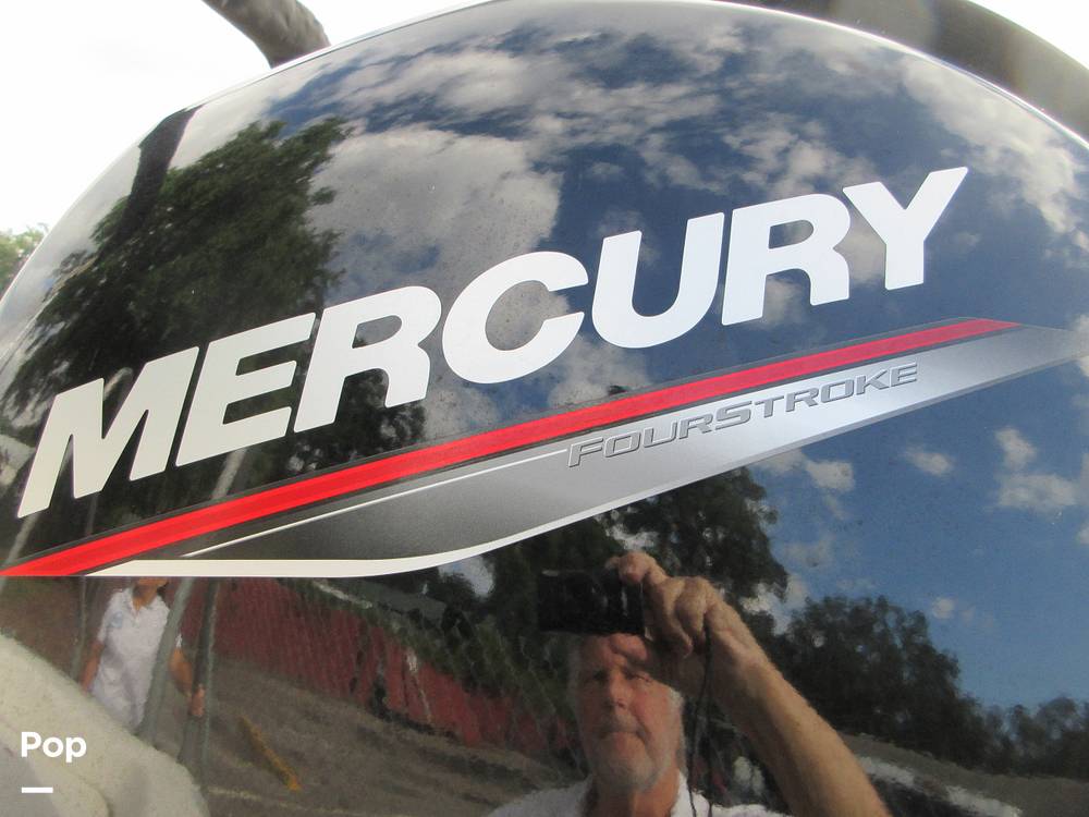 Slide: The Image of Carolina E24 DLX CC 2024 - 15451980