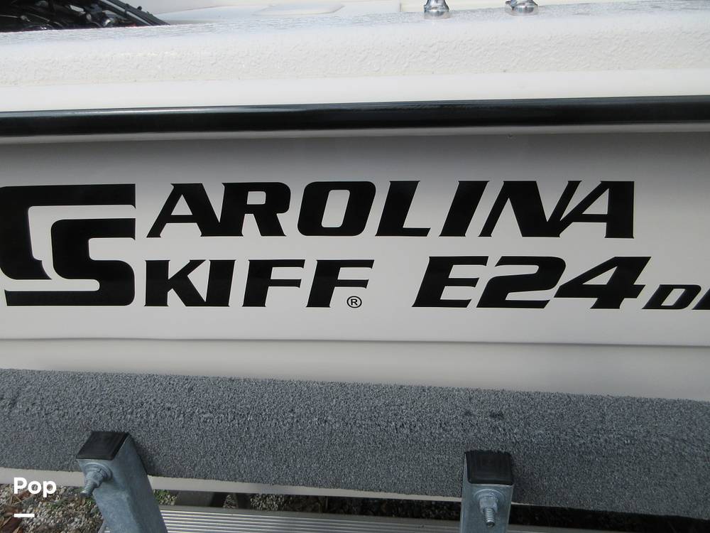 Slide: The Image of Carolina E24 DLX CC 2024 - 15451984