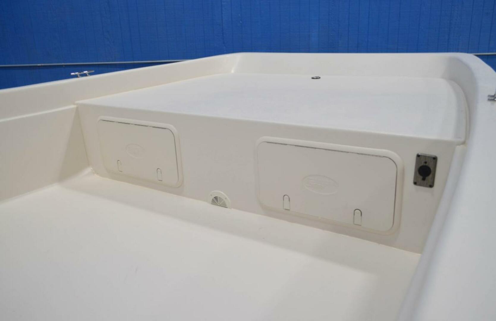 Slide: The Image of Carolina E24 DLX TH 2024 - 4348541