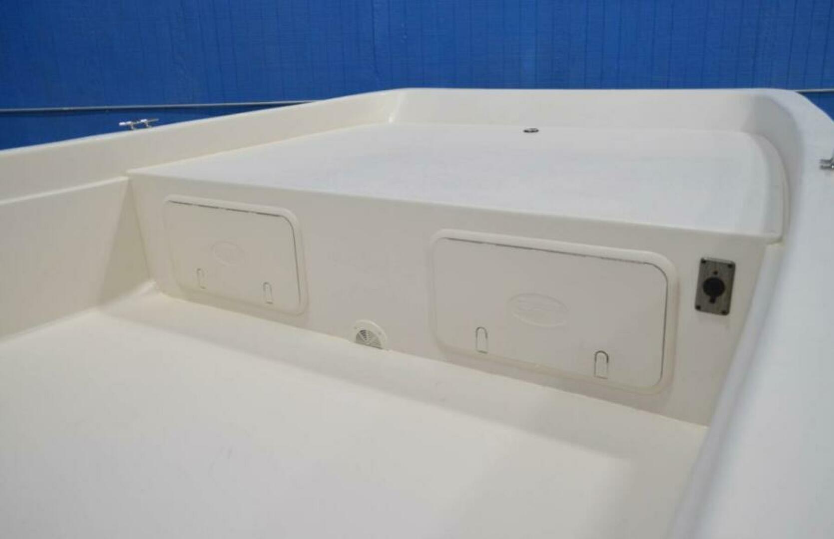 Slide: The Image of Carolina E24 DLX TH 2024 - 5168277