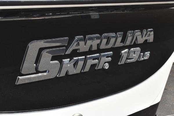 Slide: The Image of Carolina Skiff 19 LS 2021 - 57