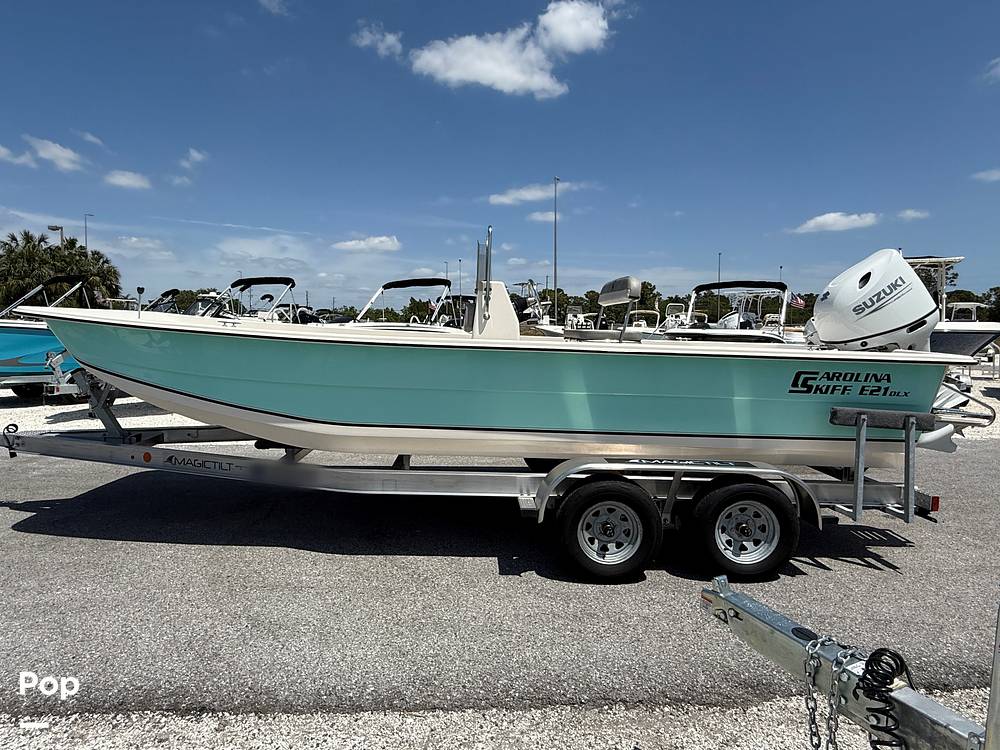 Slide: The Image of Carolina Skiff E21 DLX 2024 - 15395179