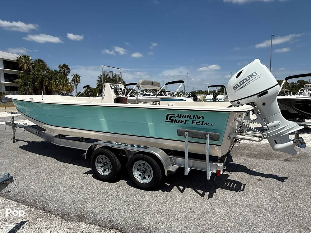 Slide: The Image of Carolina Skiff E21 DLX 2024 - 15395180