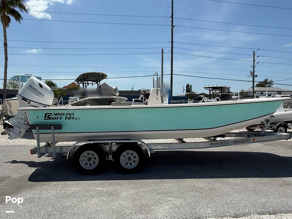 Slide: The Image of Carolina Skiff E21 DLX 2024 - 15395184