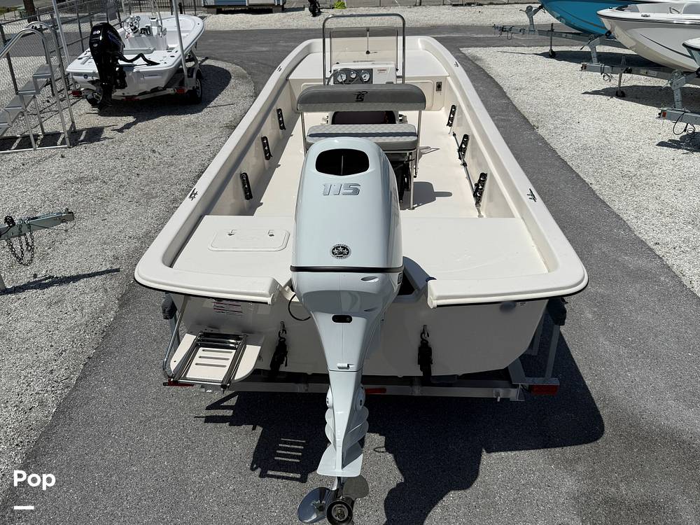 Slide: The Image of Carolina Skiff E21 DLX 2024 - 15395191